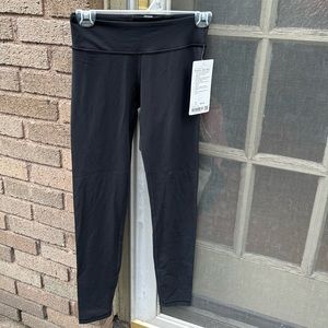 NWT Ivivva Rhythmic Tight Nulu Size 12 Black